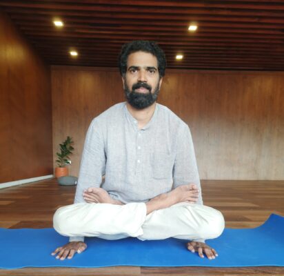 Sreeguru yogavidhya Gurukulam Guruvayur Yoga master Pramodkrishna Guruvayur Brahmakalakshethra